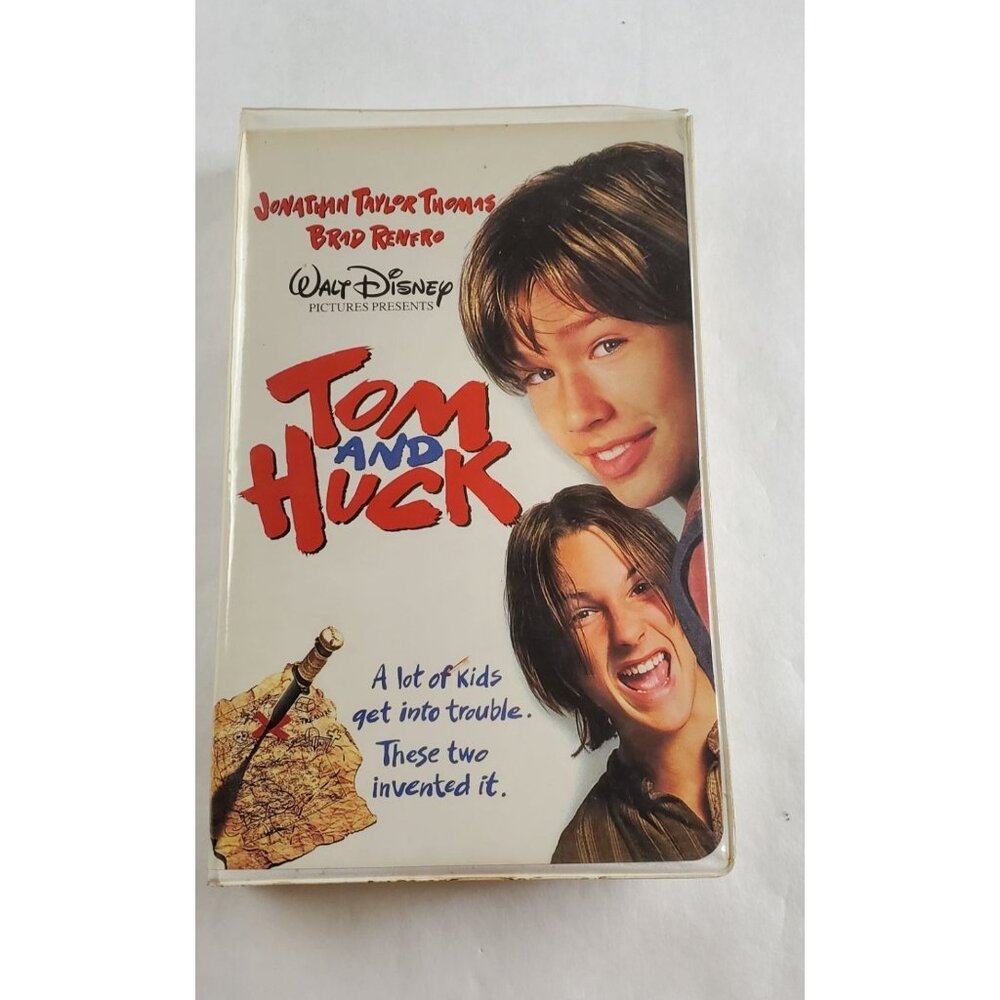 Tom and Huck VHS Tape - Walt Disney - Clamshell